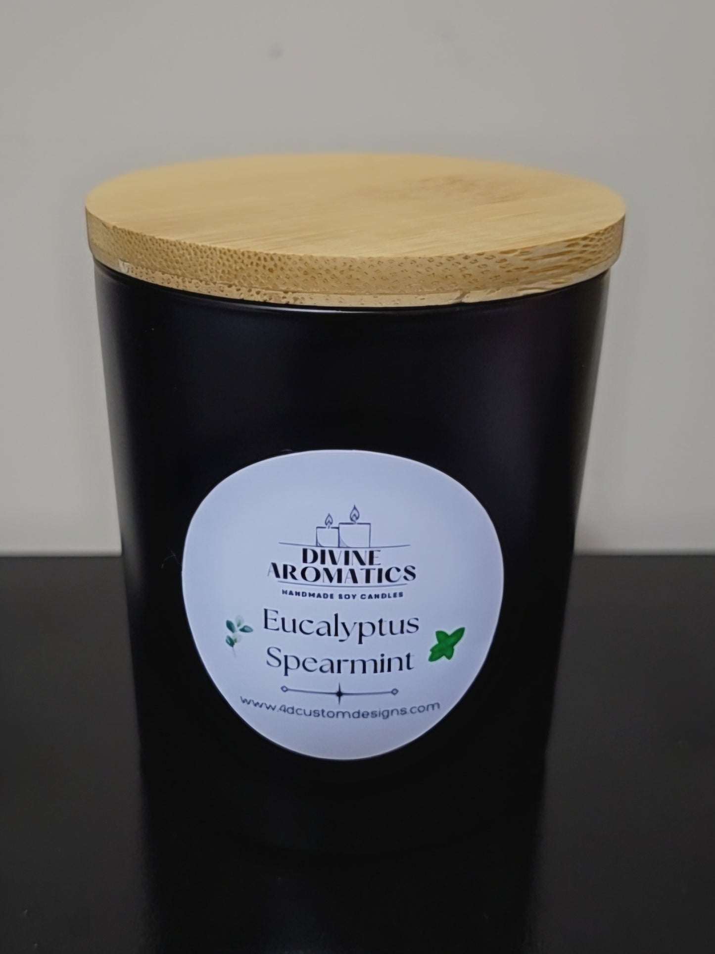 Divine Aromatics - Eucalyptus Spearmint Candle